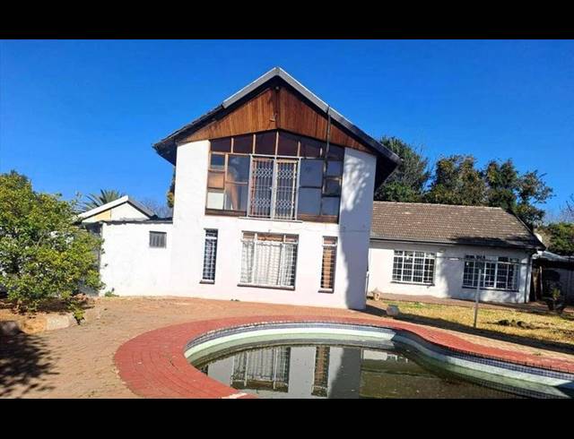 4 BEDROOM HOUSE FOR SALE IN BIRCHLEIGH
